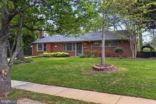 5509 Inverchapel Rd, Springfield, VA 22151 - Photo 1