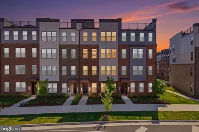 13600 Innovation Station Loop #26B, Herndon, VA 20171 - Photo 1