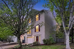 14210 Glade Spring Dr, Centreville, VA 20121 - Photo 1