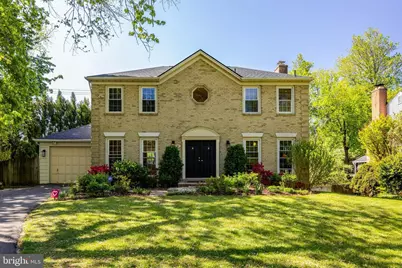 502 Woodland Court NW, Vienna, VA 22180 - Photo 1