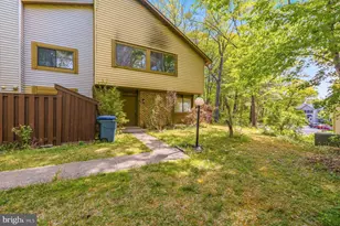 10669 Spring Oak Ct, Burke, VA 22015 - Photo 1
