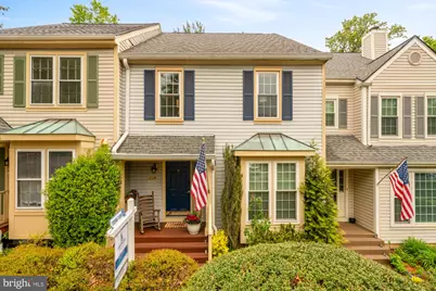 8226 Maple Ridge Avenue, Springfield, VA 22153 - Photo 1