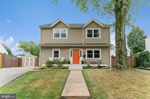 3003 Elmwood Dr, Alexandria, VA 22303 - Photo 1