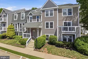 12898 Grays Pointe Rd, Fairfax, VA 22033 - Photo 1