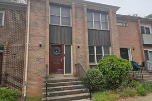 5042 Cliffhaven Dr, Annandale, VA 22003 - Photo 1