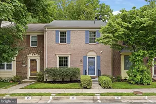 9425 Candleberry Ct, Burke, VA 22015 - Photo 1