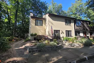 2001 Sarazen Pl, Reston, VA 20191 - Photo 1