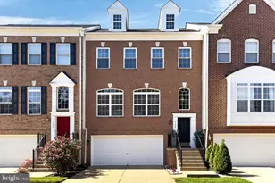 7304 Hampton Manor Pl, Springfield, VA 22150 - Photo 1