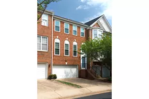 2959 Hunters Branch Rd, Fairfax, VA 22031 - Photo 1