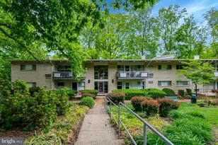 7717 Donnybrook Ct, Annandale, VA 22003 - Photo 1