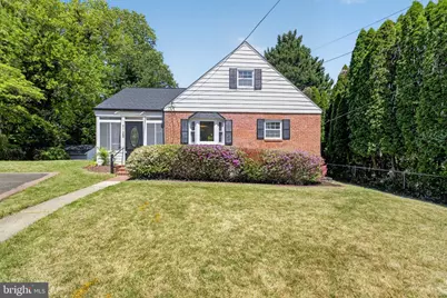 7128 Parkview Avenue, Falls Church, VA 22042 - Photo 1