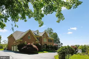 11133 Oakton Rd, Oakton, VA 22124 - Photo 1