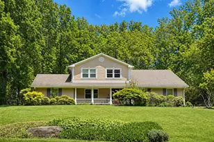 6804 Lupine Ln, McLean, VA 22101 - Photo 1