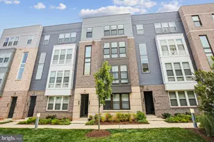 13411 Launders St, Herndon, VA 20171 - Photo 1