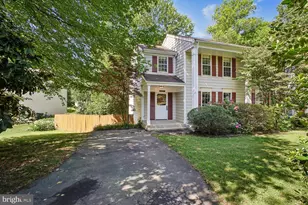 10051 Downeys Wood Ct, Burke, VA 22015 - Photo 1