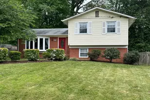 4323 Alta Vista Dr, Fairfax, VA 22030 - Photo 1