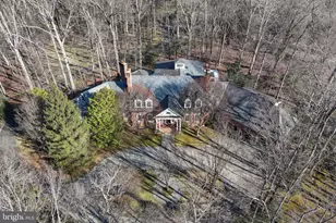 8541 Old Dominion Dr, McLean, VA 22102 - Photo 1