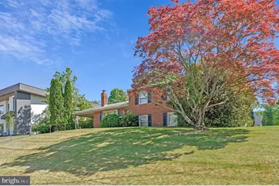 1805 Dumbarton Street, McLean, VA 22101 - Photo 1