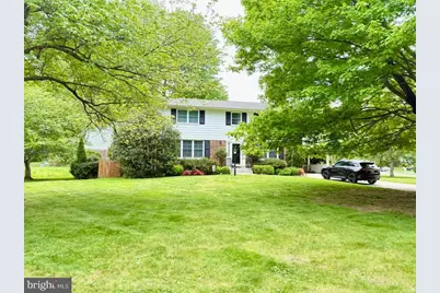 1701 Pebble Beach Drive, Vienna, VA 22182 - Photo 1