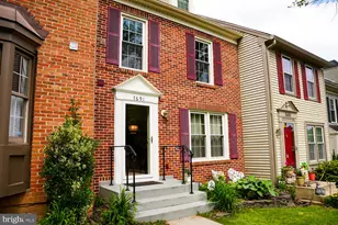7691 Northern Oaks Ct, Springfield, VA 22153 - Photo 1