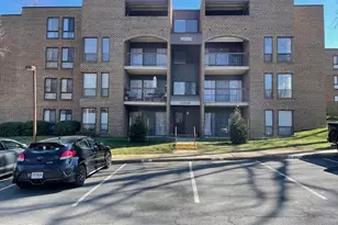 11208 Chestnut Grove Square, Reston, VA 20190 - Photo 1