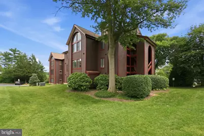 2822 Lee Oaks Place #101, Falls Church, VA 22046 - Photo 1