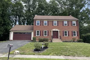 6463 Honey Tree Ct, Burke, VA 22015 - Photo 1
