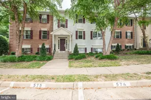 3901 Golf Tee Ct, Fairfax, VA 22033 - Photo 1