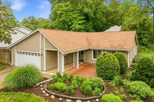 10410 Nellie White Ln, Fairfax, VA 22032 - Photo 1