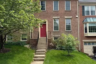 4105 Meadow Field Ct, Fairfax, VA 22033 - Photo 1