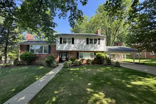 1100 Maple Ave E, Vienna, VA 22180 - Photo 1