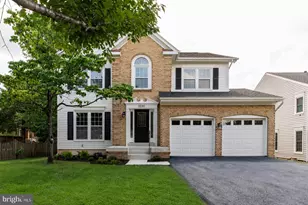 3599 Beech Down Dr, Chantilly, VA 20151 - Photo 1