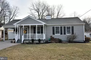 2209 Boxwood Dr, Falls Church, VA 22043 - Photo 1