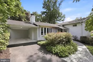 6817 Valley Brook Dr, Falls Church, VA 22042 - Photo 1