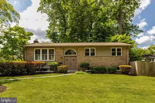 8803 Kenilworth Dr, Springfield, VA 22151 - Photo 1