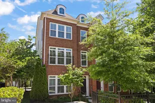 9640 Pullman Pl, Fairfax, VA 22031 - Photo 1