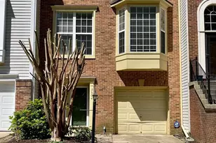 7504 Lamoyne Ct, Alexandria, VA 22315 - Photo 1