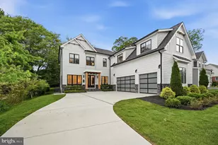 701 Meadow Ln SW, Vienna, VA 22180 - Photo 1