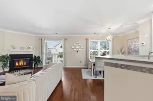 12885 Fair Briar Ln, Fairfax, VA 22033 - Photo 1