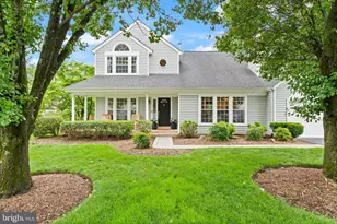 4517 Waverly Crossing Ln, Chantilly, VA 20151 - Photo 1