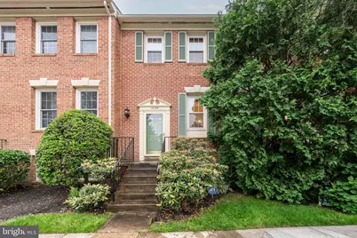 10139 Oakwood Chase Court, Oakton, VA 22124 - Photo 1