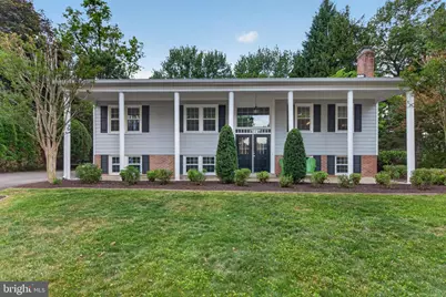 9801 Meadow Valley Drive, Vienna, VA 22181 - Photo 1