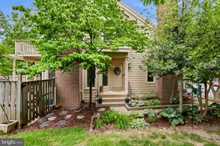 1025 Boros Ct, Herndon, VA 20170 - Photo 1