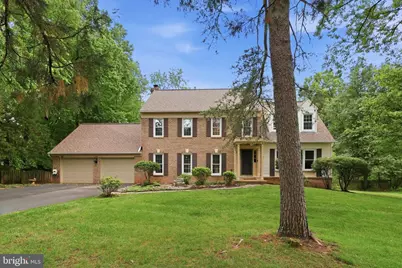11913 Holly Spring Drive, Great Falls, VA 22066 - Photo 1