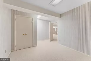 8000 Seven Hills Ct, Clifton, VA 20124 - Photo 45
