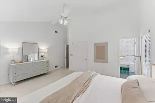 8000 Seven Hills Ct, Clifton, VA 20124 - Photo 27