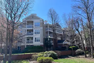 2204 Westcourt Ln, Herndon, VA 20170 - Photo 1