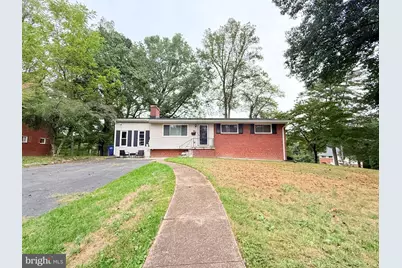 6910 Fern Place, Annandale, VA 22003 - Photo 1