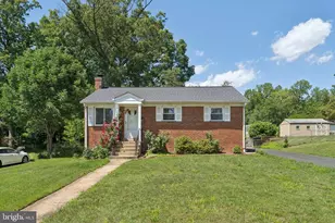7022 Strathmore St, Falls Church, VA 22042 - Photo 1