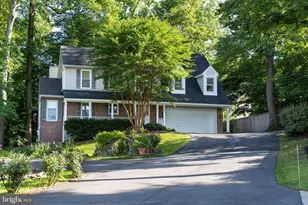 9695 Holly Oak Ct, Fairfax Station, VA 22039 - Photo 1